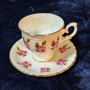 Crown Staffordshire Tea Cup & Saucer Rose Flowers Fine Bone China England